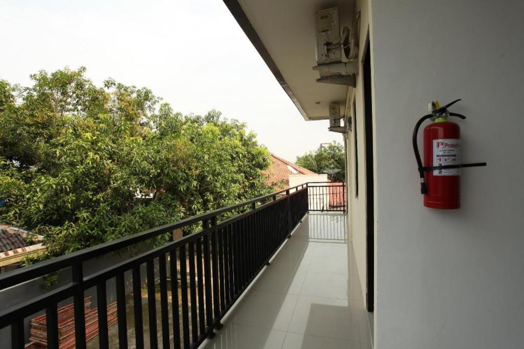 Richmond Guest House Cirebon Redpartner Exteriér fotografie